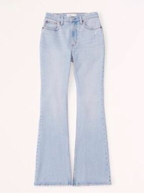 Abercrombie A&F Curve Love High Rise Vintage Flare Jeans in color light 26 2R